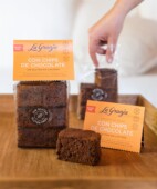 Gluten free, lactose free cocoa and chocolate chips sponge cake 350 g. Gluten free, lactose free cocoa and chocolate chips sponge cake 350 g.