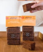 Gluten free, lactose free cocoa and chocolate chips sponge cake 350 g. Gluten free, lactose free cocoa and chocolate chips sponge cake 350 g.