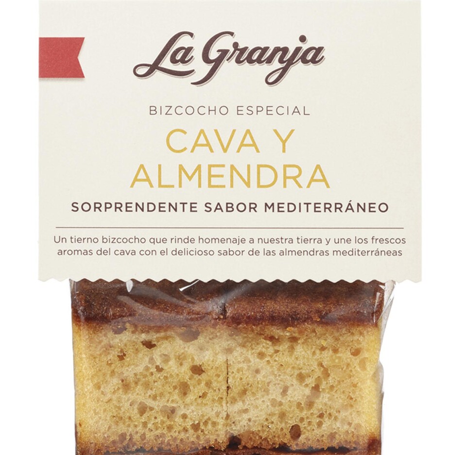 Special Cava and almond sponge cake