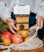 Banana sponge cake