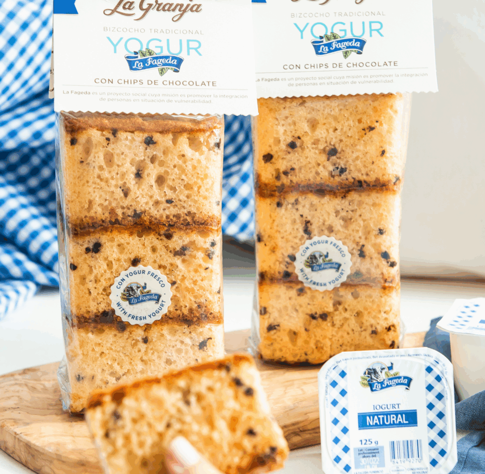 La Fageda traditional yogurt sponge cake with chocolate chips