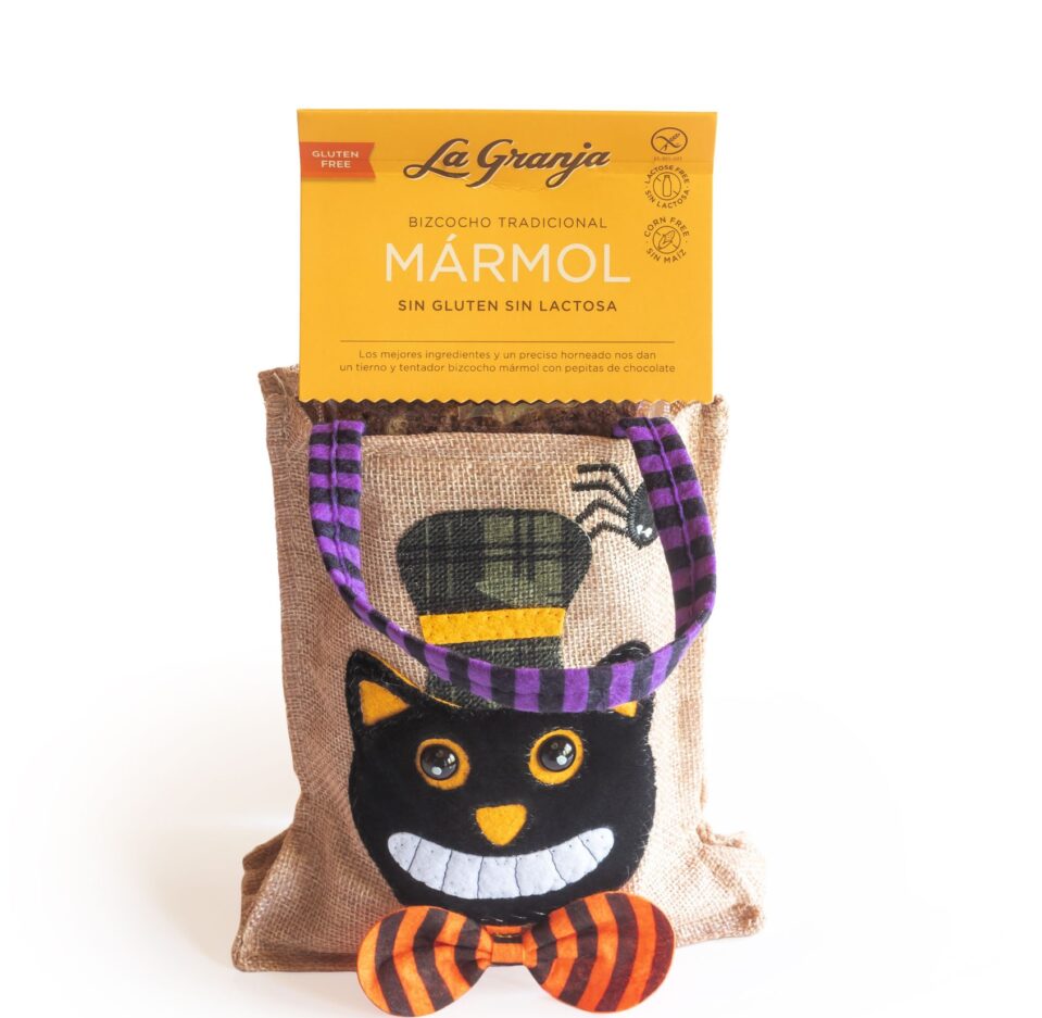 Halloween Witch Gift Bag with Marble Sponge Cake Halloween Witch Gift Bag with Marble Sponge Cake