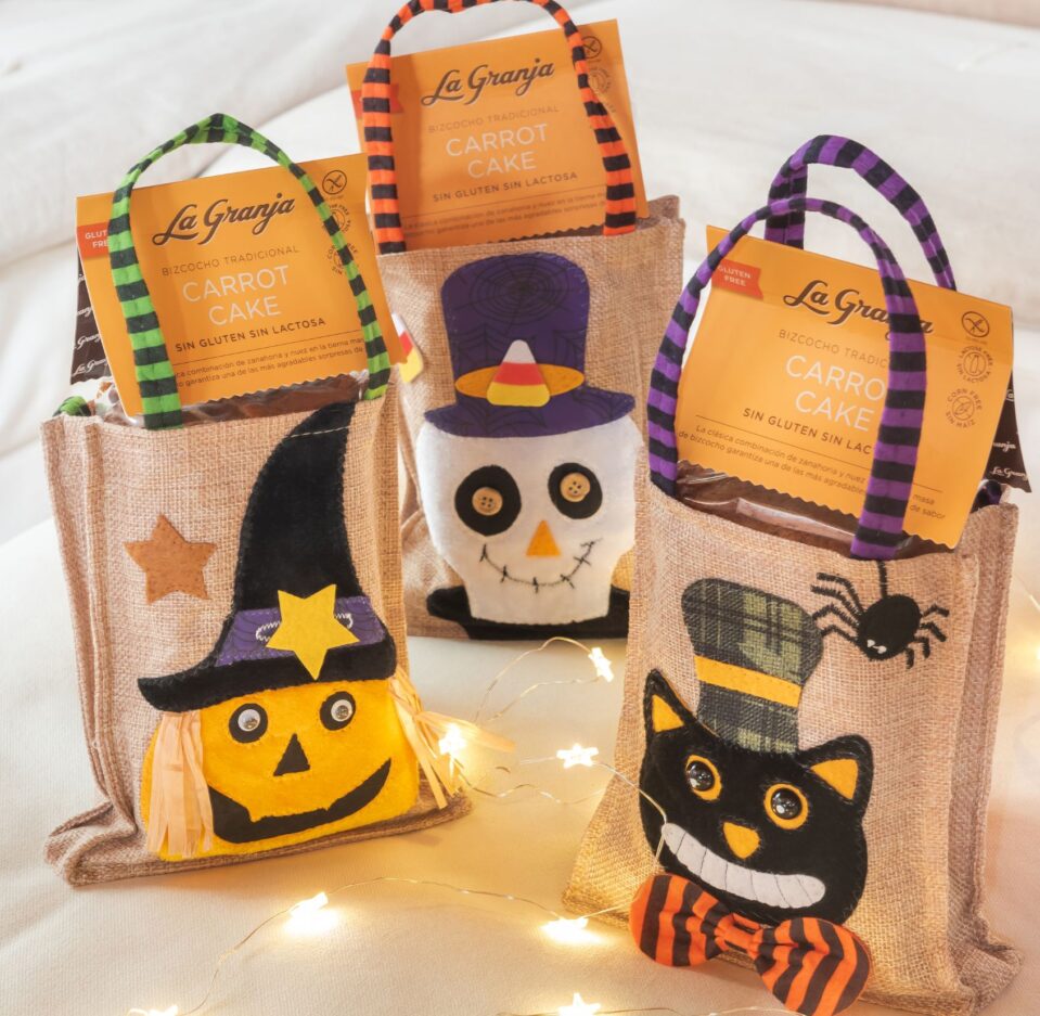 Halloween Witch Gift Bag with Marble Sponge Cake Halloween Witch Gift Bag with Marble Sponge Cake