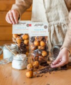 Mini-muffins en duo yaourt et chips de chocolat