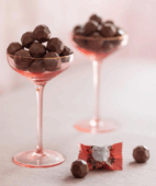 Bombons de Xocolata amb Llet i Praliné d'Avellanes Bombons de Xocolata amb Llet i Praliné d'Avellanes