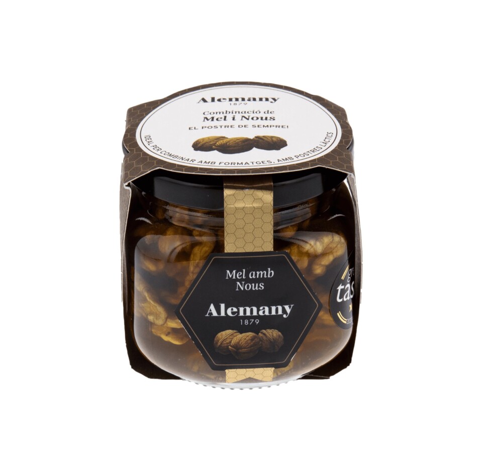 Honey with walnuts