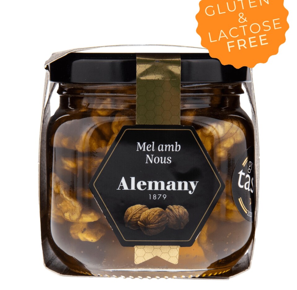 Honey with walnuts